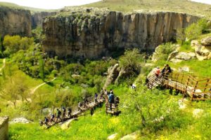 Viaje a Capadocia y Valle Ihlara desde Estambul en Avion en 3 Dias Completos